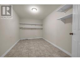 3 - 665 SOUTHWOOD WAY - 19