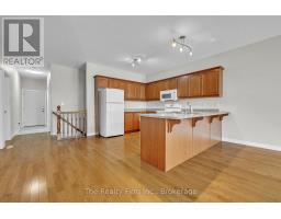 3 - 665 SOUTHWOOD WAY - 6