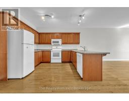3 - 665 SOUTHWOOD WAY - 7