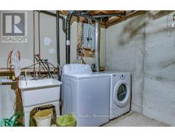 7 - 458 SPRINGBANK AVENUE N - 22