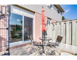 7 - 458 SPRINGBANK AVENUE N - 4