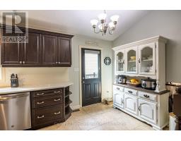 305 HUNGERFORD STREET - 12