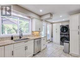 595480 59 HIGHWAY - 12