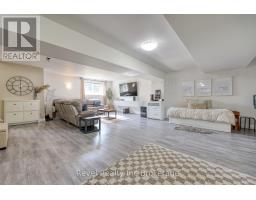 595480 59 HIGHWAY - 27
