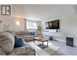 595480 59 HIGHWAY - 28