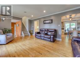 214 STANLEY STREET S - 11