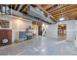 214 STANLEY STREET S - 29