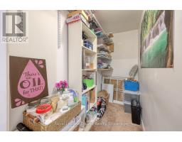 214 STANLEY STREET S - 32