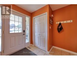 214 STANLEY STREET S - 6