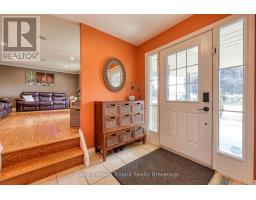 214 STANLEY STREET S - 7