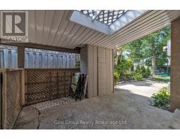 997 VANIER AVENUE - 30