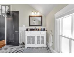 64 SOUTH STREET W - 25