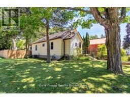 253 JOHN STREET N - 3