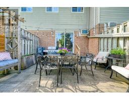 14 - 10 DUFFERIN STREET - 38