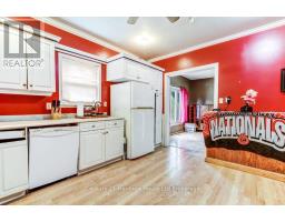 186 CHARLES STREET E - 15