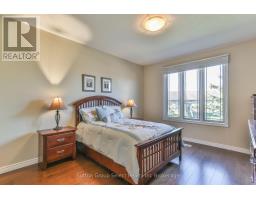 38 - 540 SPITFIRE STREET - 19