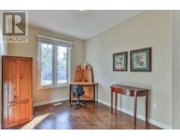 38 - 540 SPITFIRE STREET - 23
