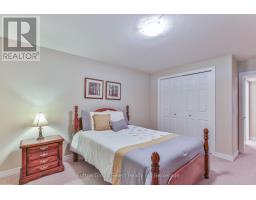 38 - 540 SPITFIRE STREET - 32