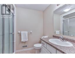 38 - 540 SPITFIRE STREET - 33