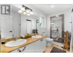 6 OWEN STREET - 16