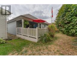 53 HAWKINS CRESCENT - 26