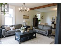 641 MAIN STREET N - 12