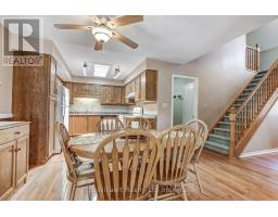 62 EDWIN CRESCENT - 10