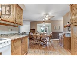 62 EDWIN CRESCENT - 13