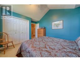 5 WHISPERING PINE LANE - 26