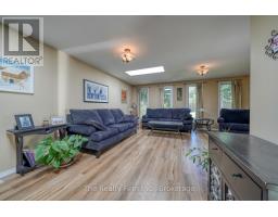 255 CARTIER DRIVE - 18