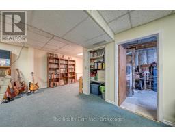 255 CARTIER DRIVE - 21