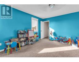 209 NORTH STREET E - 12