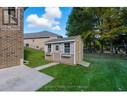 64 COLIN AVENUE - 32
