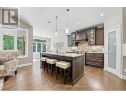 64 COLIN AVENUE - 9