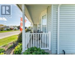 23 ARMSTRONG DRIVE - 4
