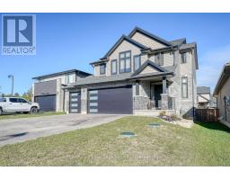 35 PEGGY AVENUE - 2