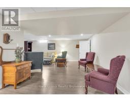 15 GAMBLE LANE - 25