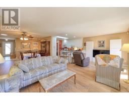 55 FAIRS CRESCENT - 19