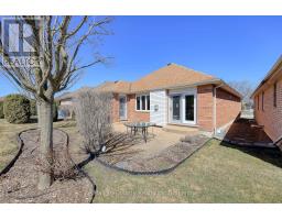 55 FAIRS CRESCENT - 4