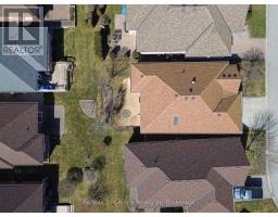 55 FAIRS CRESCENT - 42