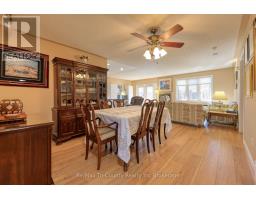 55 FAIRS CRESCENT - 9
