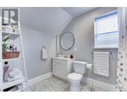 148 BORDEN AVENUE - 20