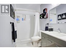 26 EDWIN CRESCENT - 19