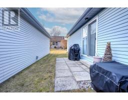 26 EDWIN CRESCENT - 27