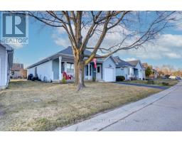 26 EDWIN CRESCENT - 3
