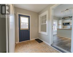 72-74 BROCK STREET E - 2