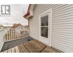 72-74 BROCK STREET E - 24