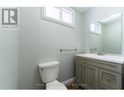 72-74 BROCK STREET E - 36