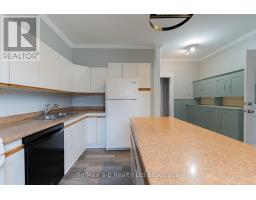 72-74 BROCK STREET E - 6