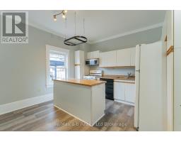 72-74 BROCK STREET E - 7
